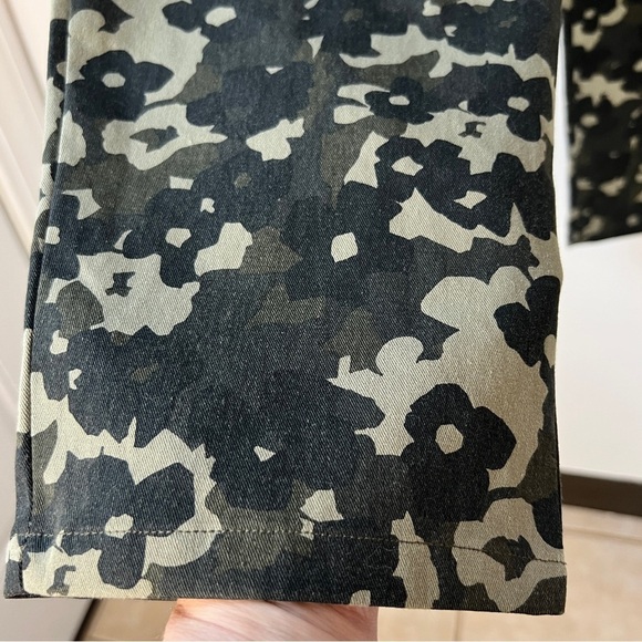 Anthropologie Amadi Green Floral Camo 100% Cotton Trousers NWT - Picture 7 of 14